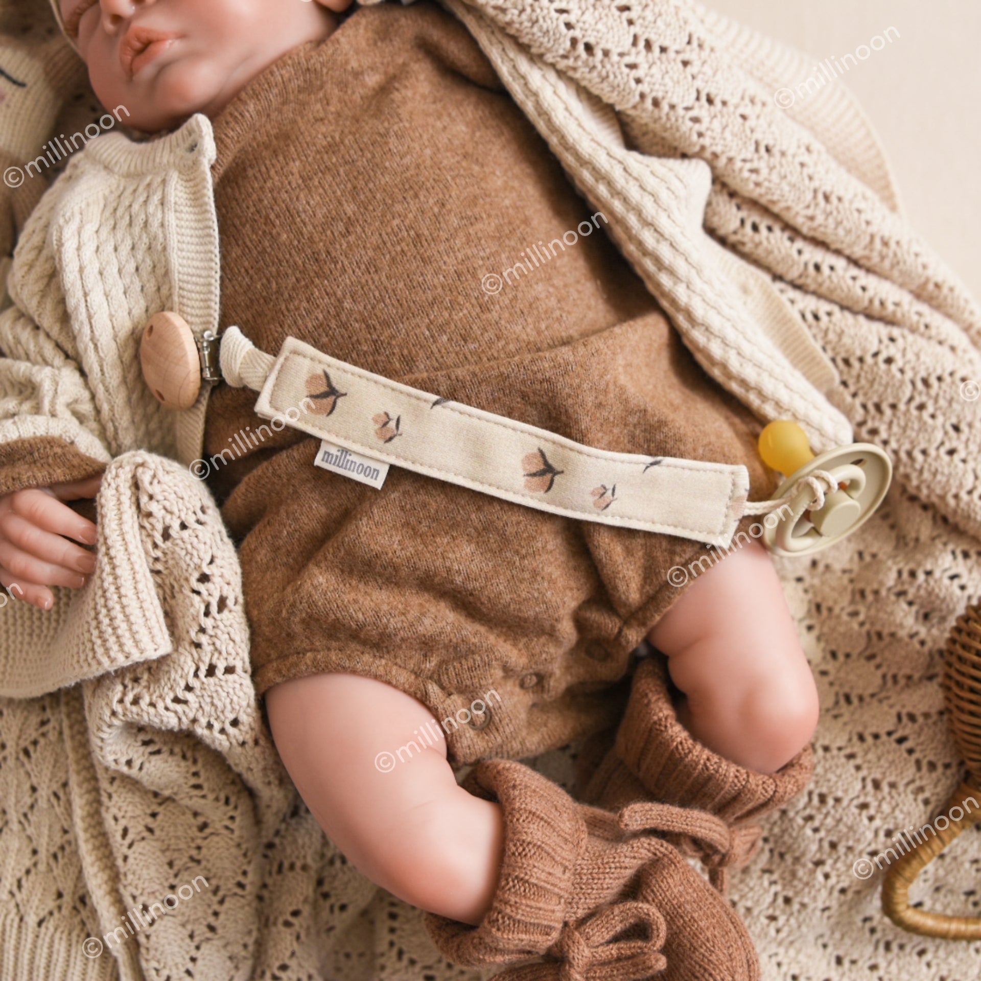Attache tétine maille coton bio citron beige