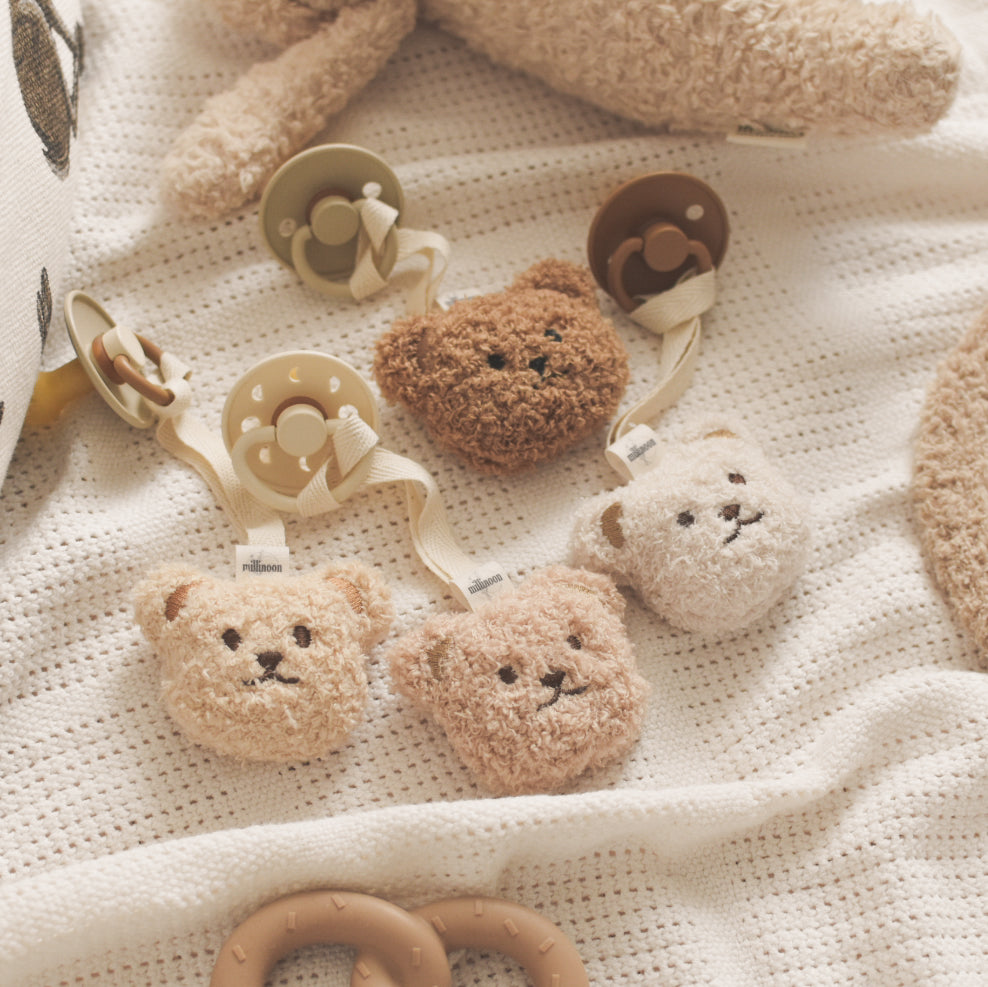 L'authentique attache tétine ourson moumoute beige