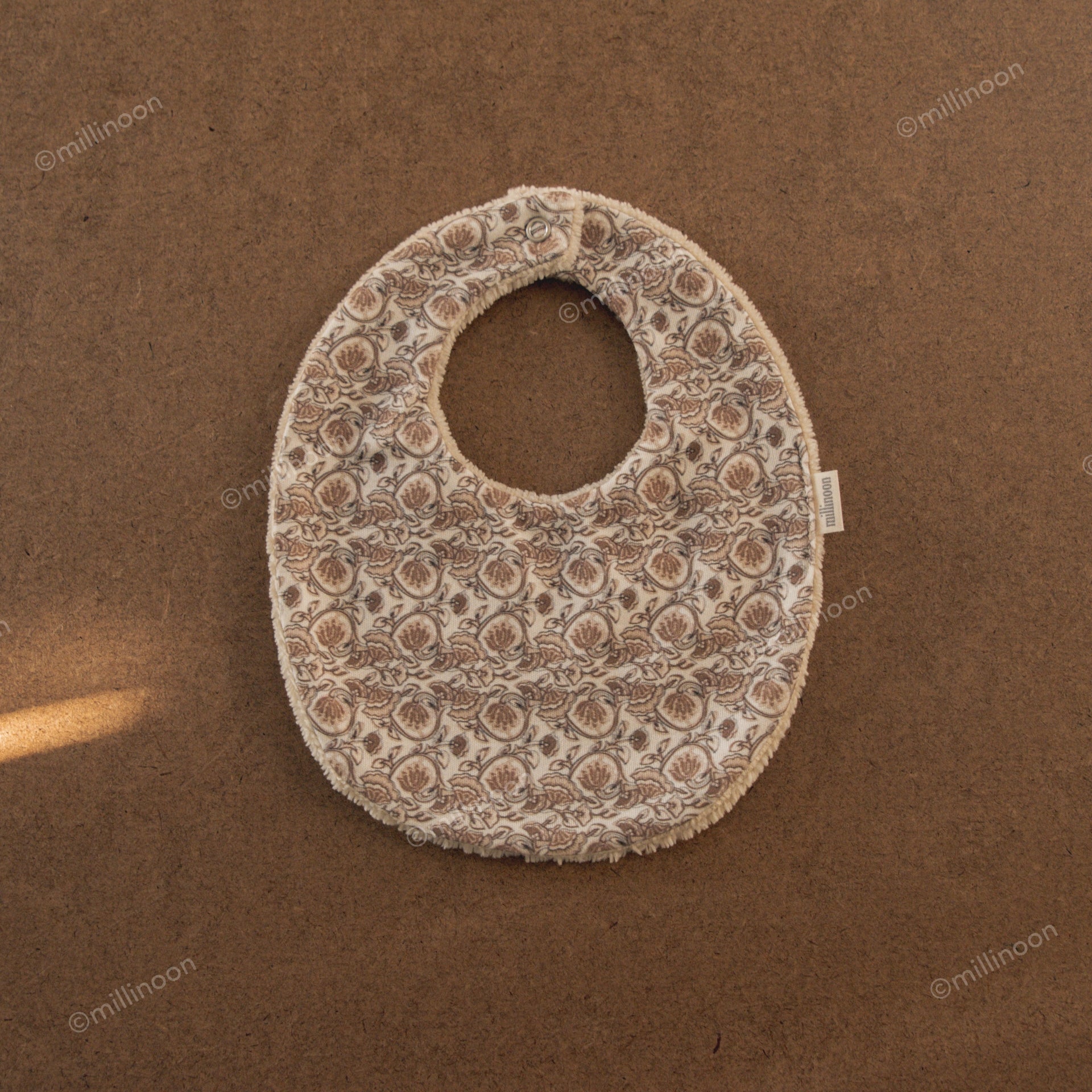 Bavoir maille coton bio indien beige
