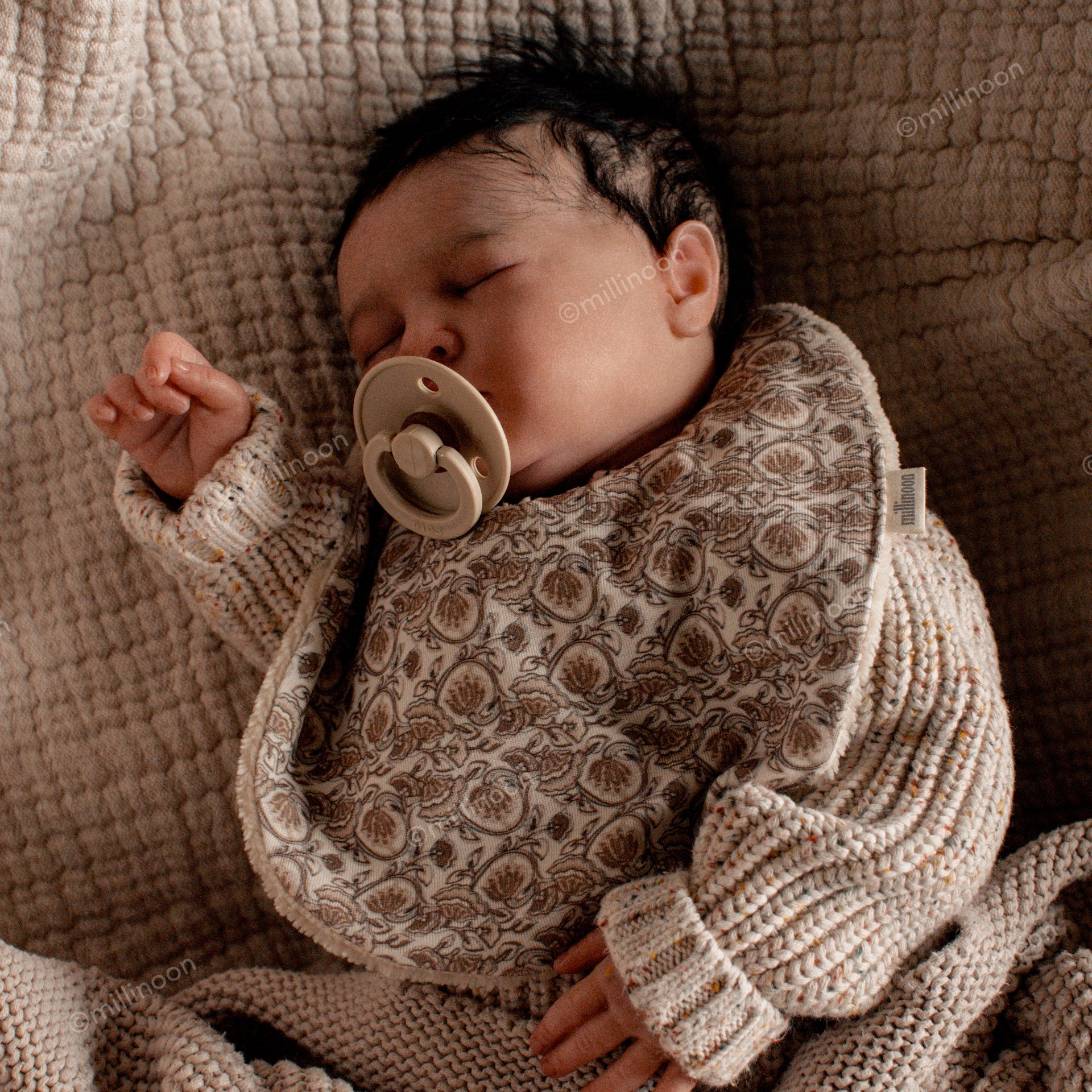 Bavoir maille coton bio indien beige