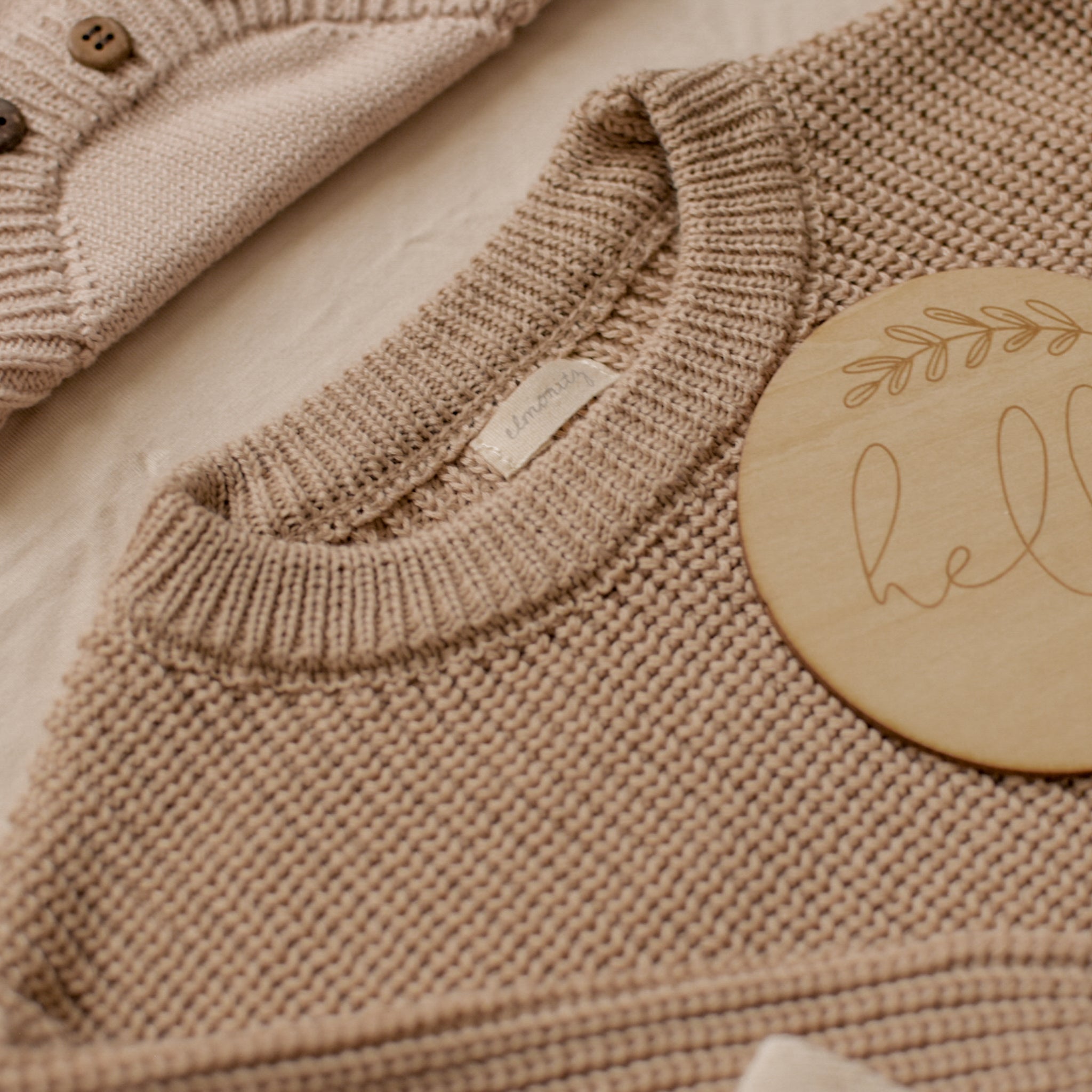 Barboteuse tricot bébé oversize Beige