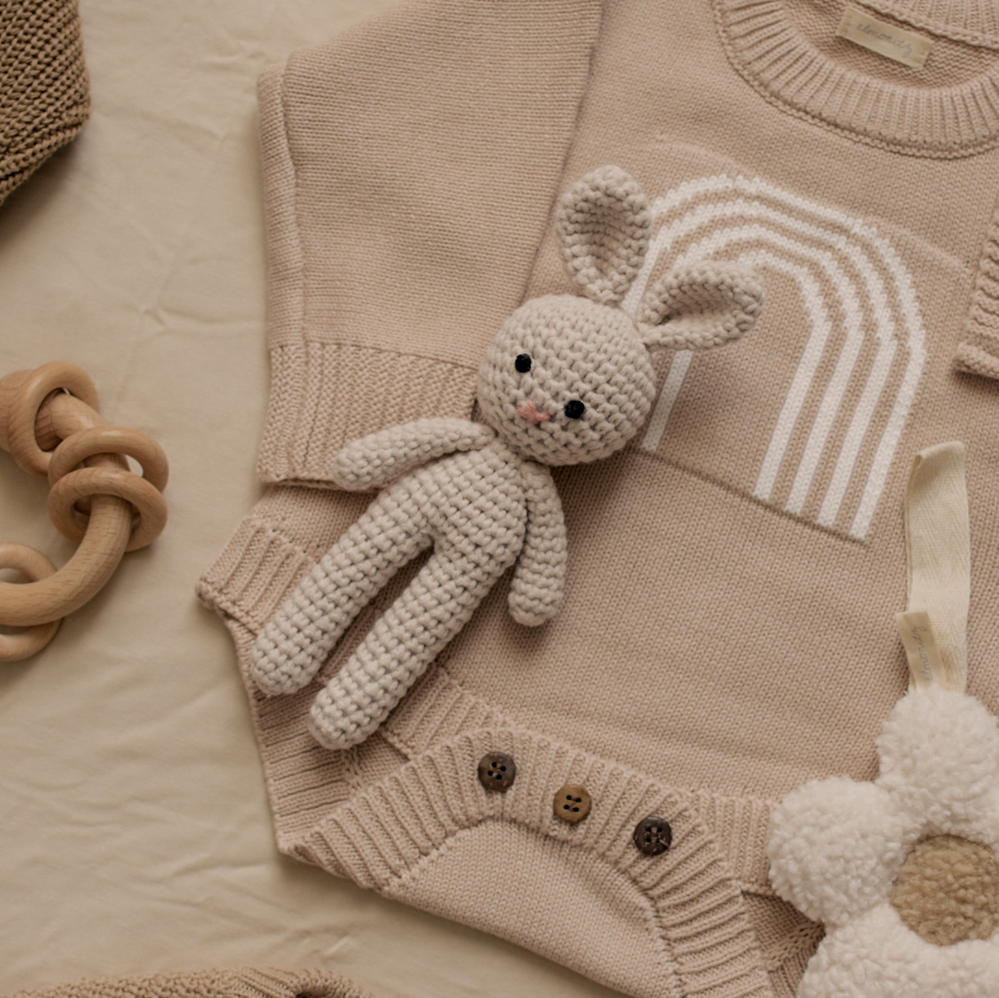 Lapin doudou crochet beige clair