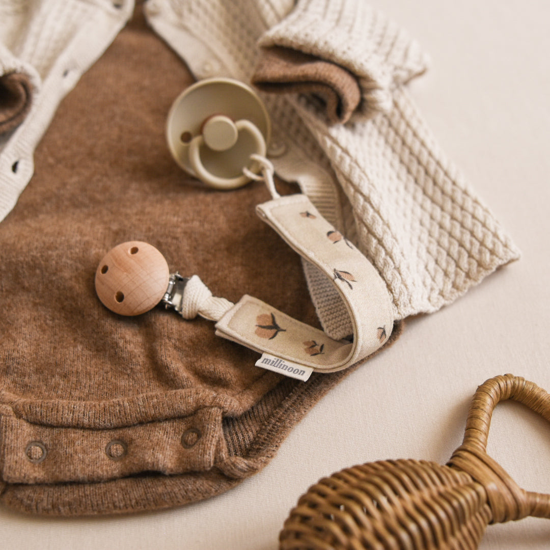 Attache tétine maille coton bio citron beige
