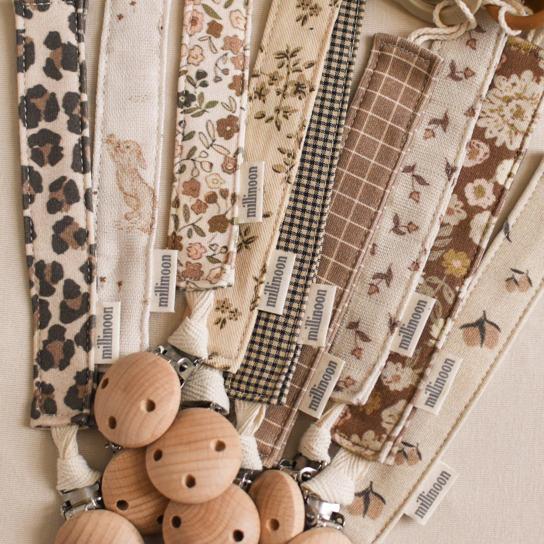 Attache tétine maille coton bio citron beige