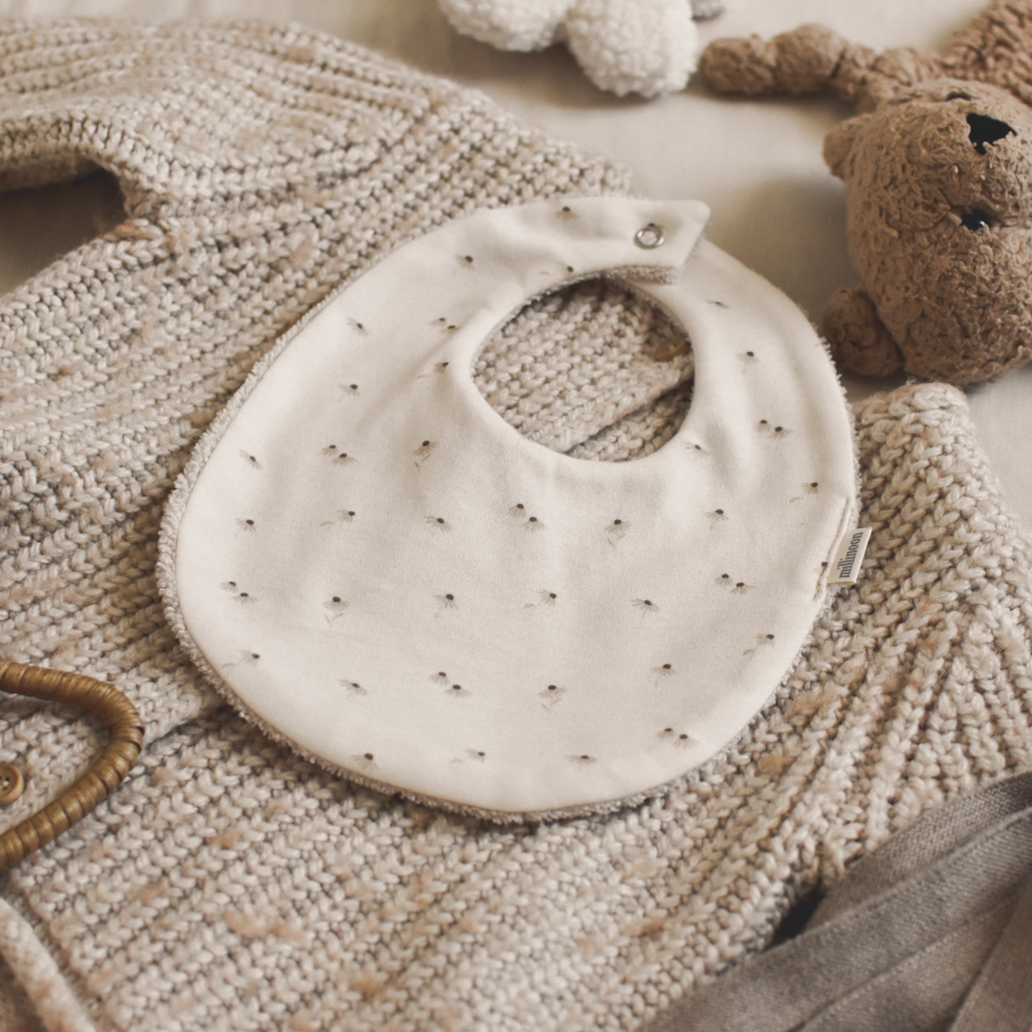 Bavoir maille coton bio marguerite